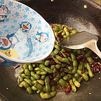 炒毛豆的做法图解5