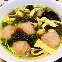 #我们约饭吧#虾滑蛋皮紫菜汤的做法图解8