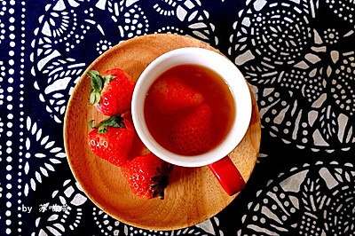 午后草莓红茶