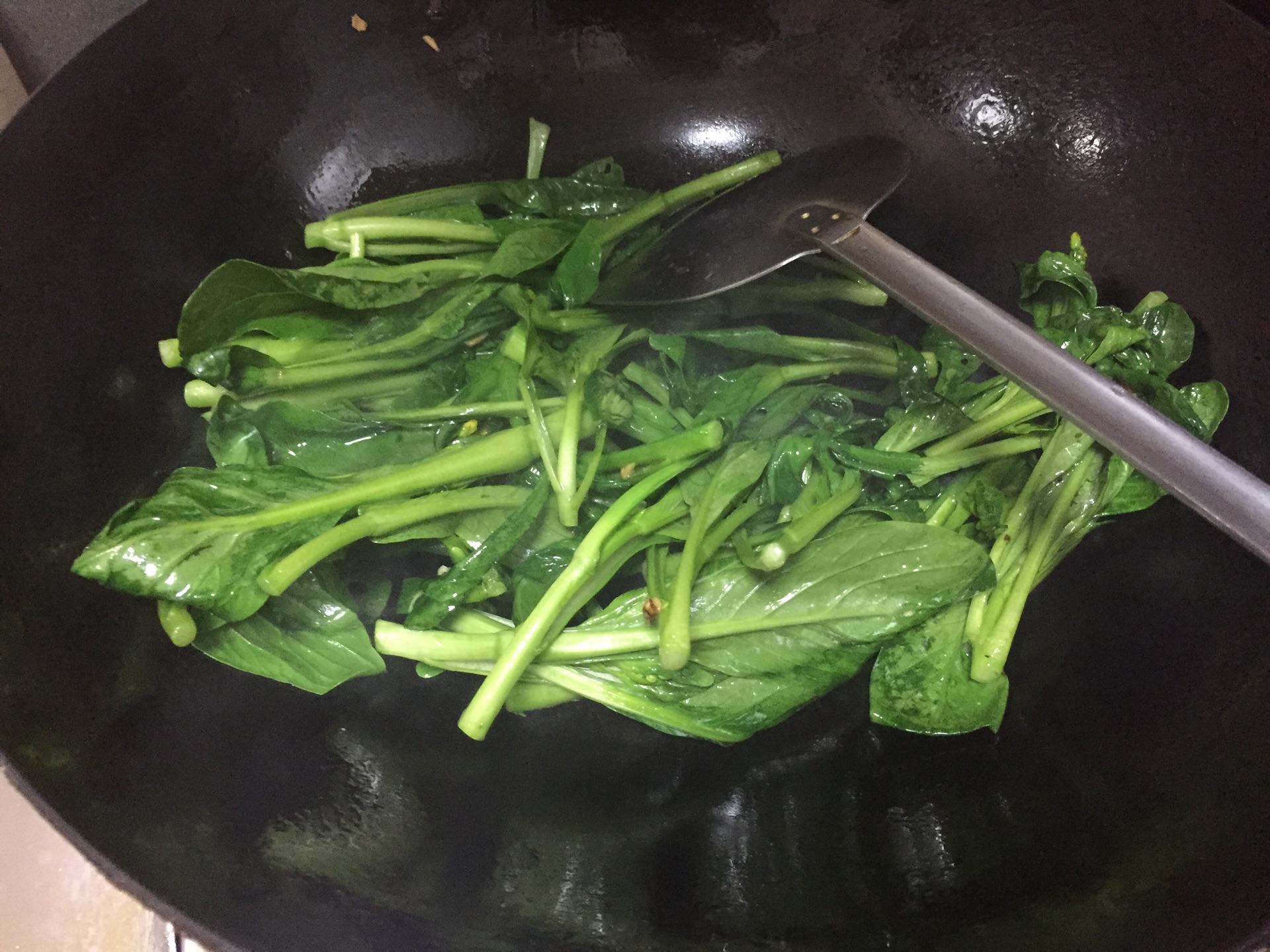 蒜蓉炒青菜的做法