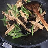 素炒芹菜的做法图解3