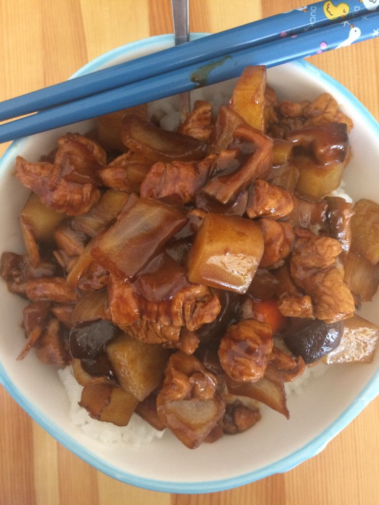 香菇鸡腿饭的做法