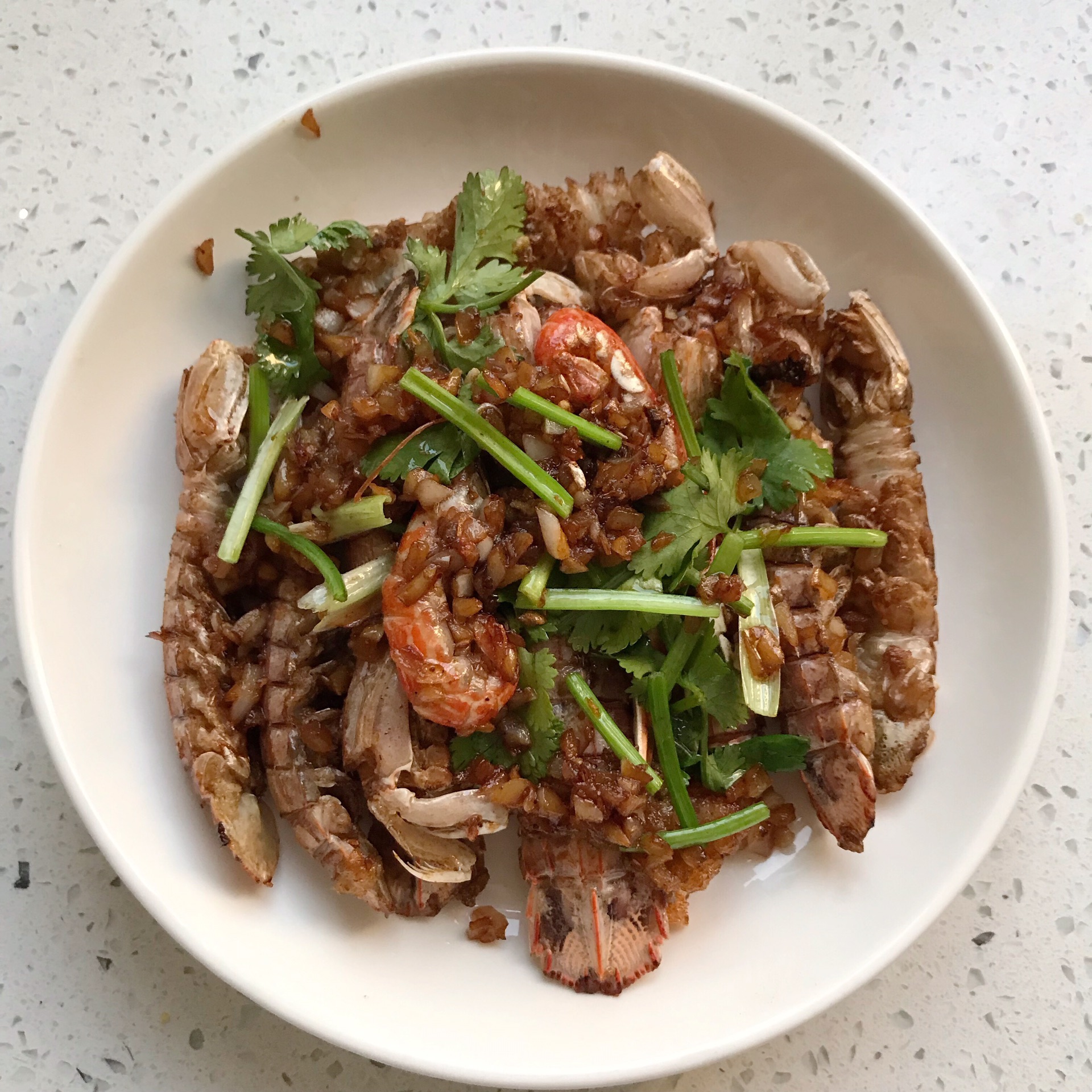 Shrimp with garlic skin