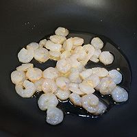 马蹄虾仁炒秋葵的做法图解4