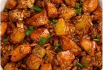 黑椒鸡胸肉土豆炒饭的做法