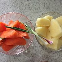 土豆炖牛肉的做法图解2
