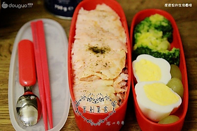 三文鱼杂炊饭便当