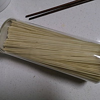 家常炒面的做法图解1