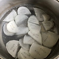鲫鱼白萝卜汤的做法图解3