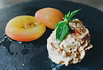 水煮桃子配坚果冰淇淋【安卡西厨】的做法