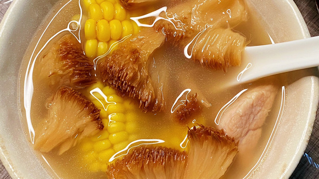 猴头菇养胃汤之玉米篇的做法