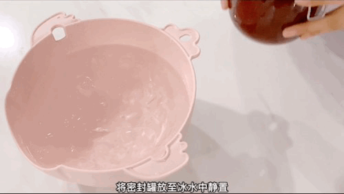 今日份早餐|自制莓莓果酱和吐司，生活也需要仪式感～的做法图解5