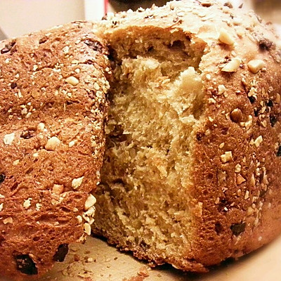 欧式全麦杂粮面包 【面包机健康自制】 「无油低脂高蛋白版」