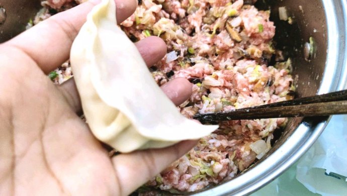 【详细包法】白菜香菇猪肉水饺