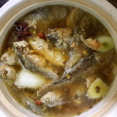 开封小吃—黄焖鱼