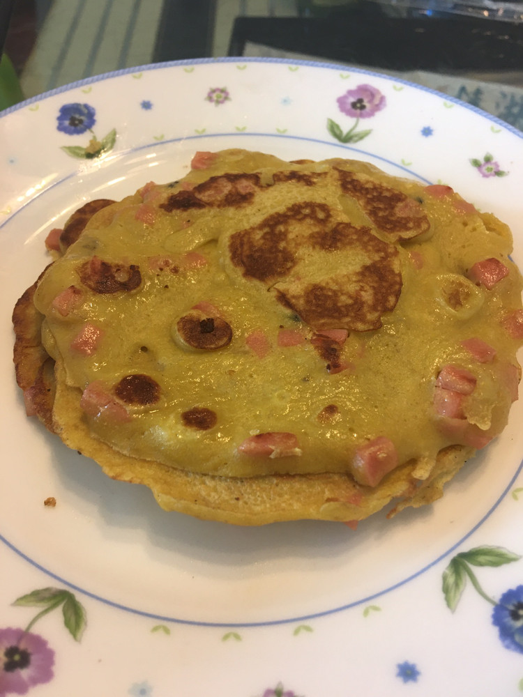 早餐香蕉牛奶鸡蛋饼的做法