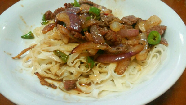 懒人食谱，孜然牛肉干捞面