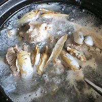 海蛏筒骨汤的做法图解4