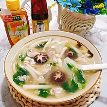 快手鲜美菌菇肉片蛋花汤+太太乐鲜鸡汁芝麻香油