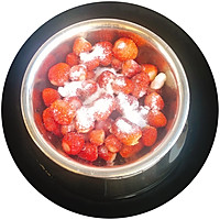 不加一滴水的草莓罐头的做法图解4