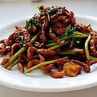 芫荽干煸辣肉丝的做法图解8