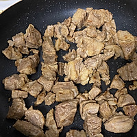 宽饭版的土豆牛腩的做法图解2