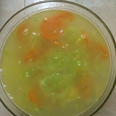 胡萝卜黄瓜汤