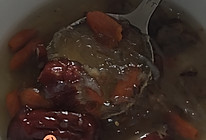 桃胶红枣枸杞燕窝的做法