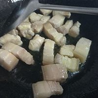 五花肉闷胡萝卜的做法图解5