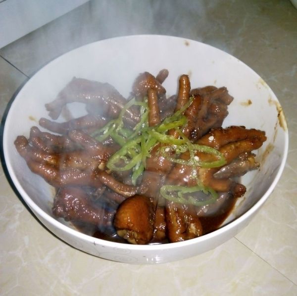 酱香鸡爪