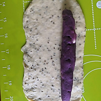 30%全麦紫薯芝士软欧包的做法图解5