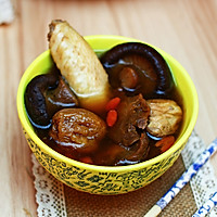 广东老火靓汤-玛卡香菇枸杞汤的做法图解4