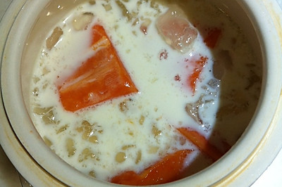 木瓜牛奶炖雪蛤