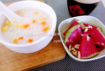胡萝卜玉米粒粳米粥的做法