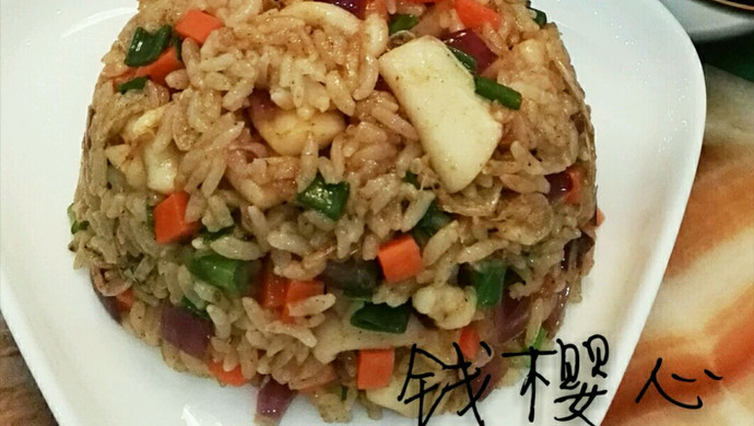 咖喱鱿鱼炒饭
