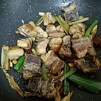 排骨炖豆角的做法图解5