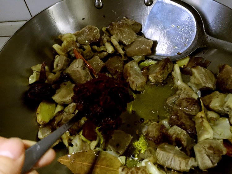 红烧牛肉～教你做川味红烧牛肉的做法图解4