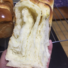 大地震吐司-味道绝对不输奶酪面包