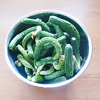 腌黄瓜(酱黄瓜)的做法图解1