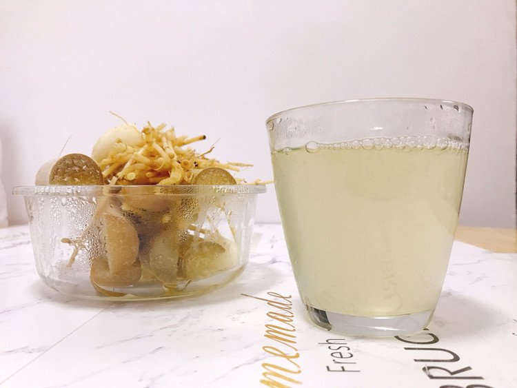 竹蔗茅根马蹄水的做法