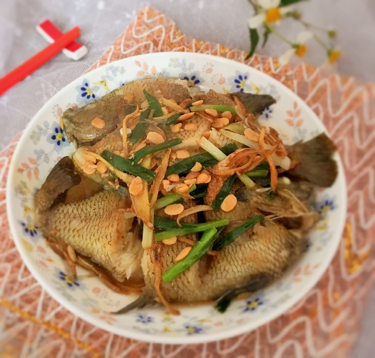 香焖太阳鱼的做法