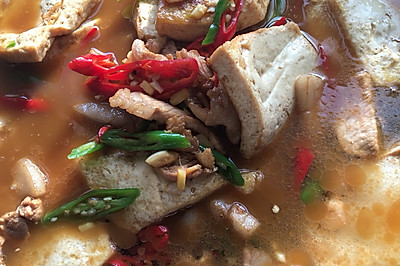 土家特色炖豆腐