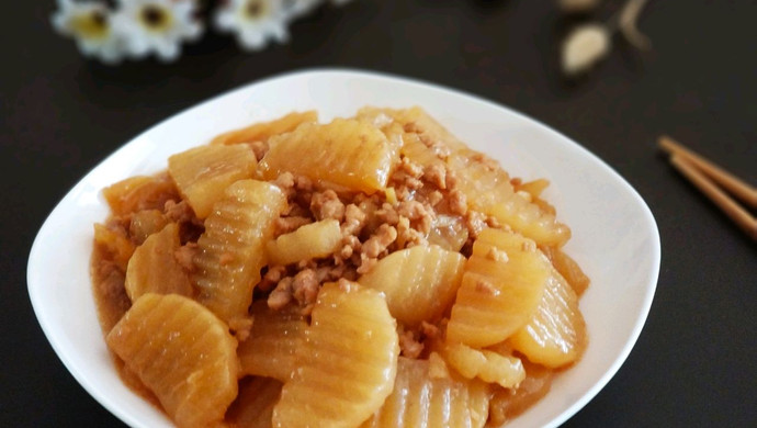蚝油肉末烧萝卜