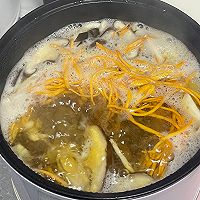 #打工人的健康餐#菌菇瘦肉养生汤的做法图解3