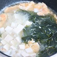 #味达美星厨X小厨中秋团圆宴#海带豆腐汤，可口润燥汤的做法图解5