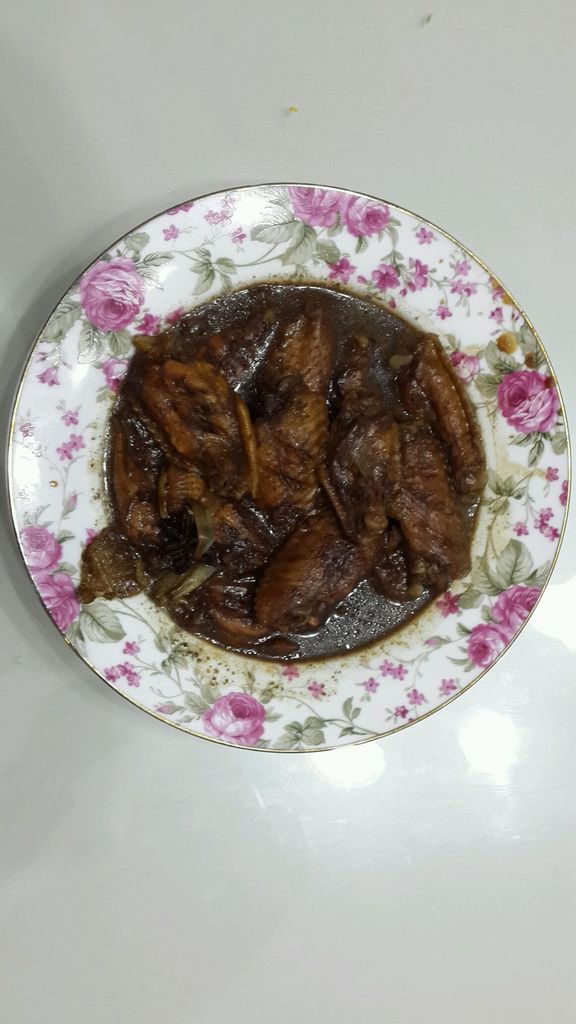 炖鸡翅