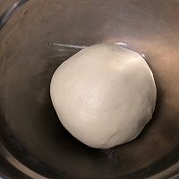 放到第二天仍然松软的椰香香芋肉松包的做法图解6