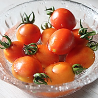 #冰箱剩余食材大改造#酸甜诱惑——蜜渍小番茄的做法图解1