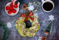 #安佳食力召集，力挺新一年#圣诞花环面包的做法