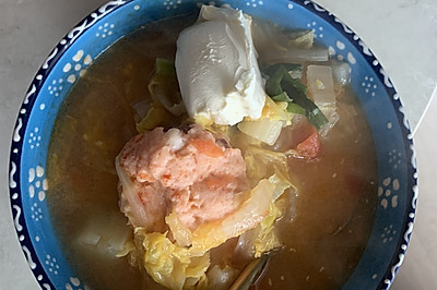 巨型虾滑汤